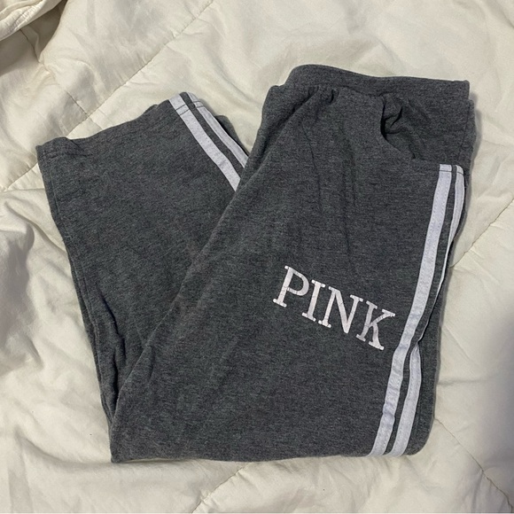 VS PINK: Grey and White Capris Pants - Picture 1 of 3